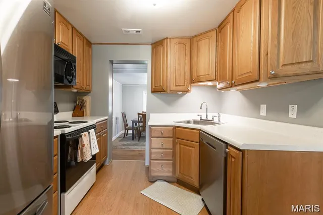 $1,695 | 417 North John Street, Mascoutah, IL 62258