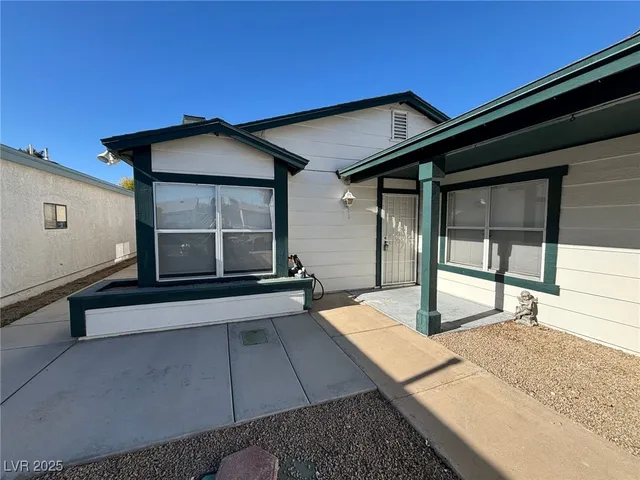 $1,795 | 531 Grimsby Avenue, Henderson, NV 89014