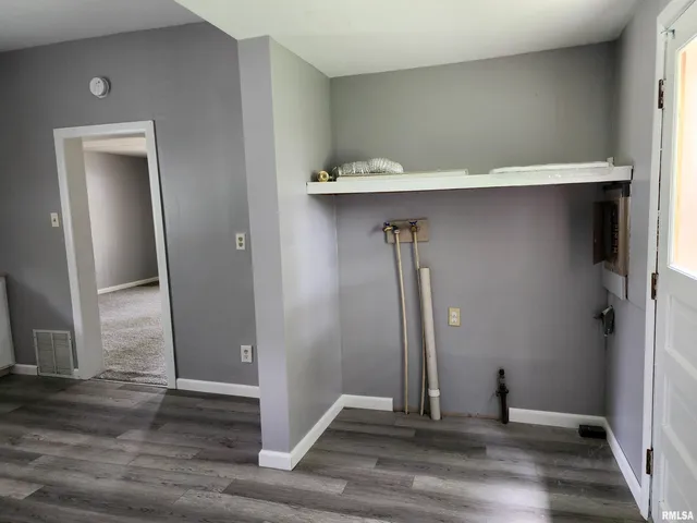 $73,900 | 403 South Elm Street, Lincoln, IL 62656