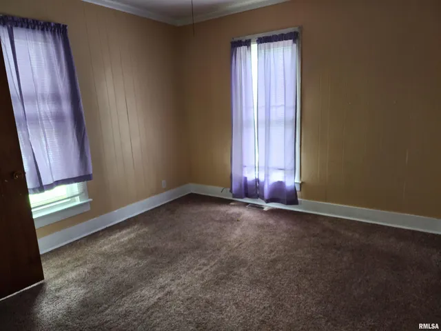 $73,900 | 403 South Elm Street, Lincoln, IL 62656