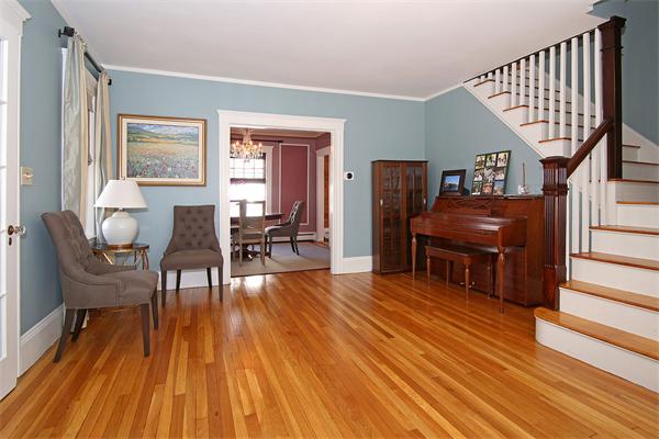 65 Harding Street Newton, MA 02465 - Photo 3 of 18