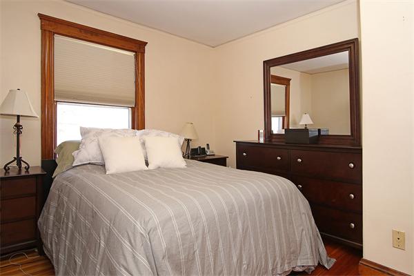 65 Harding Street Newton, MA 02465 - Photo 9 of 18