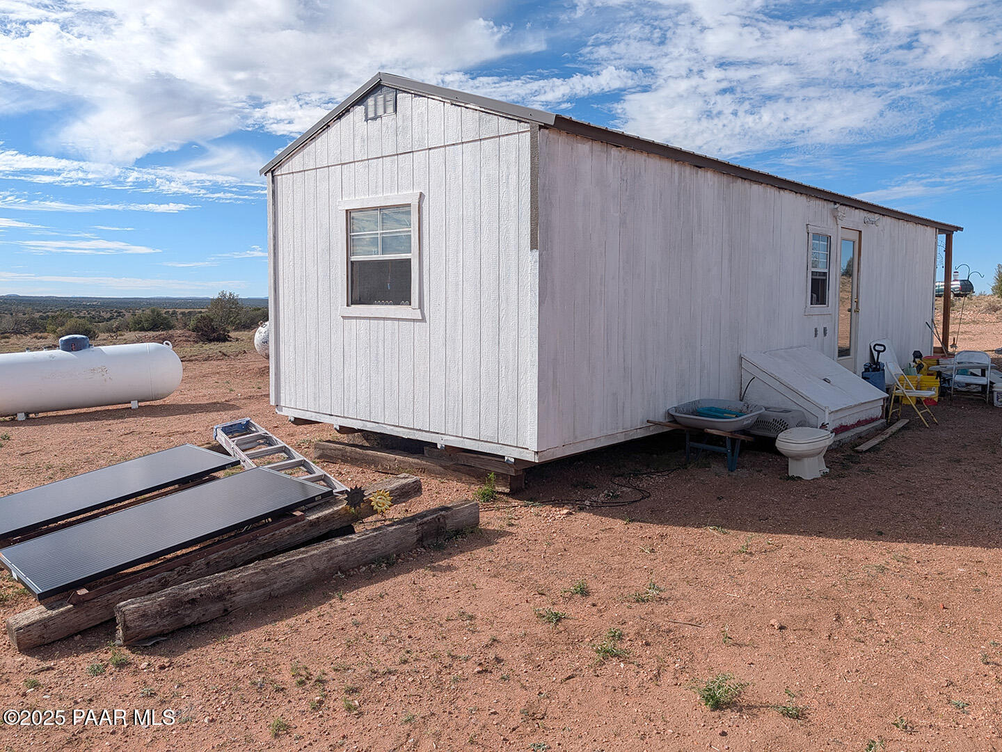 0 West Via Dolorosa Road Seligman, AZ 86337 - Photo 26 of 39 a backyard of a house
