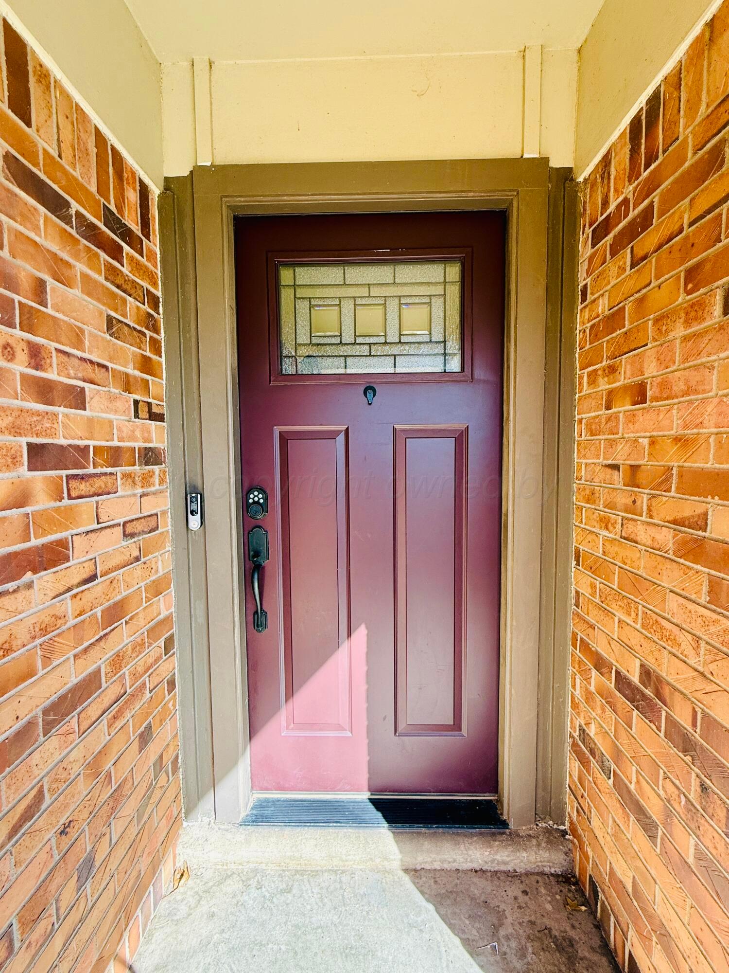 1509 Pellinore Street Borger, TX 79007 - Photo 4 of 22 a view of front door of a house