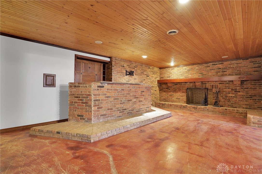 2076 Stevenson Road Xenia, OH 45385 - Photo 53 of 56