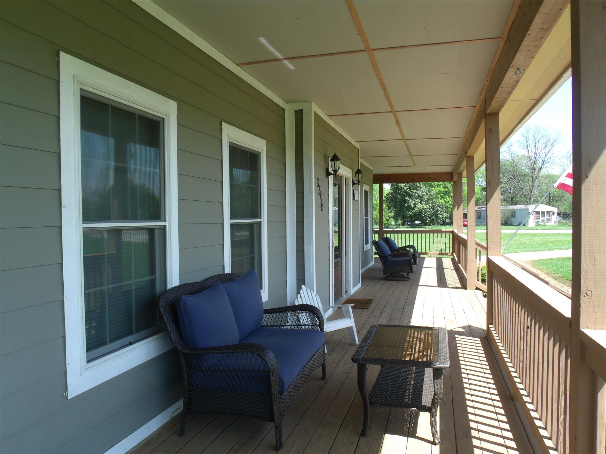 3550 Williams Cove Road Winchester, TN 37398 - Photo 3 of 26 a view of a chairs in balcony