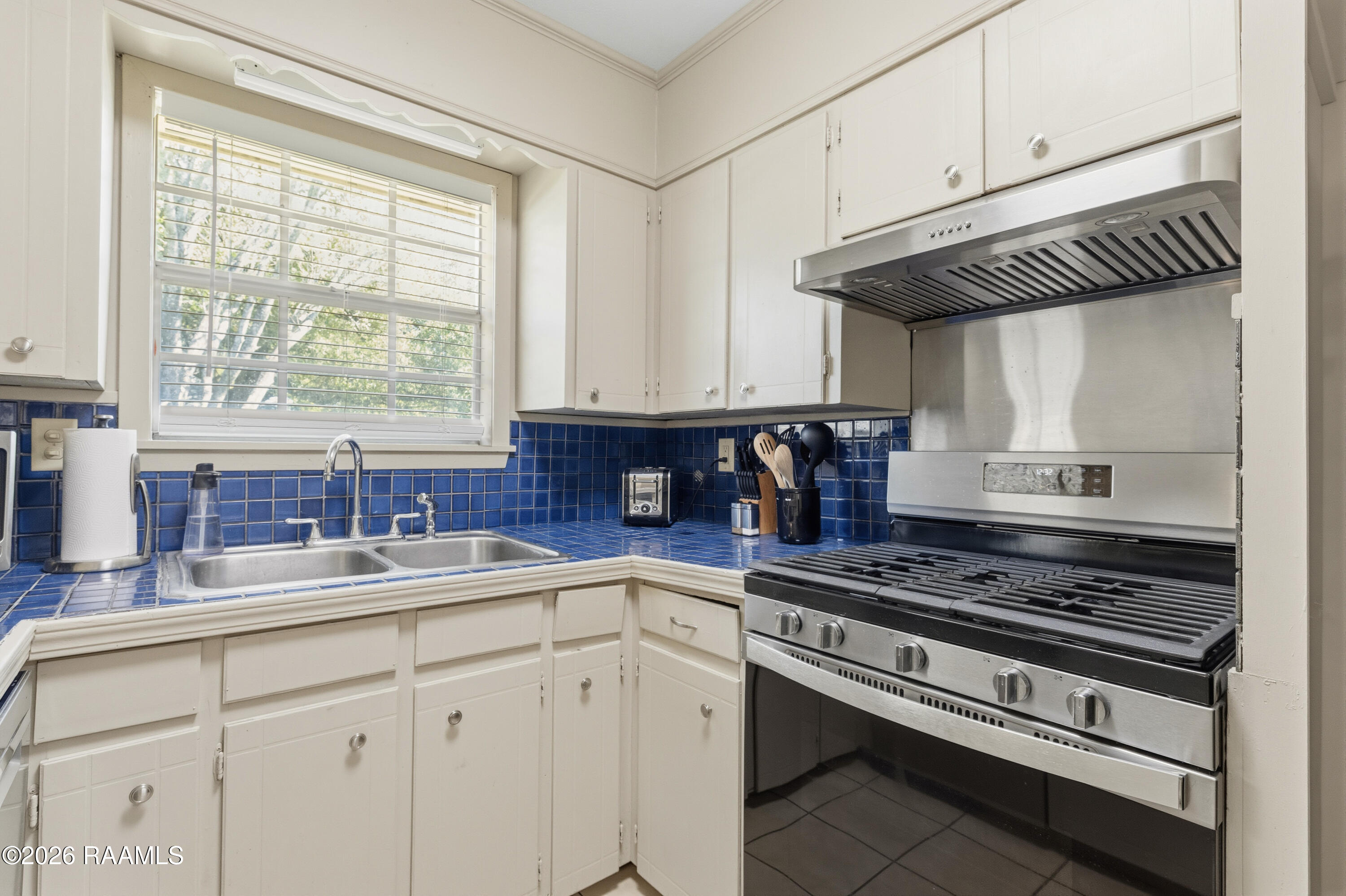 700 Pandora Street Lafayette, LA 70506 - Photo 9 of 21 200Pandora-27