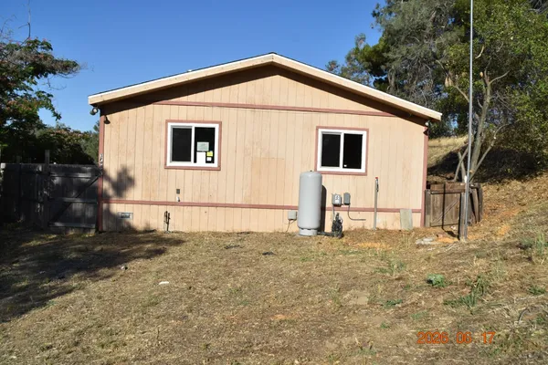 $290,900 | 37984 Road 600, Raymond, CA 93653