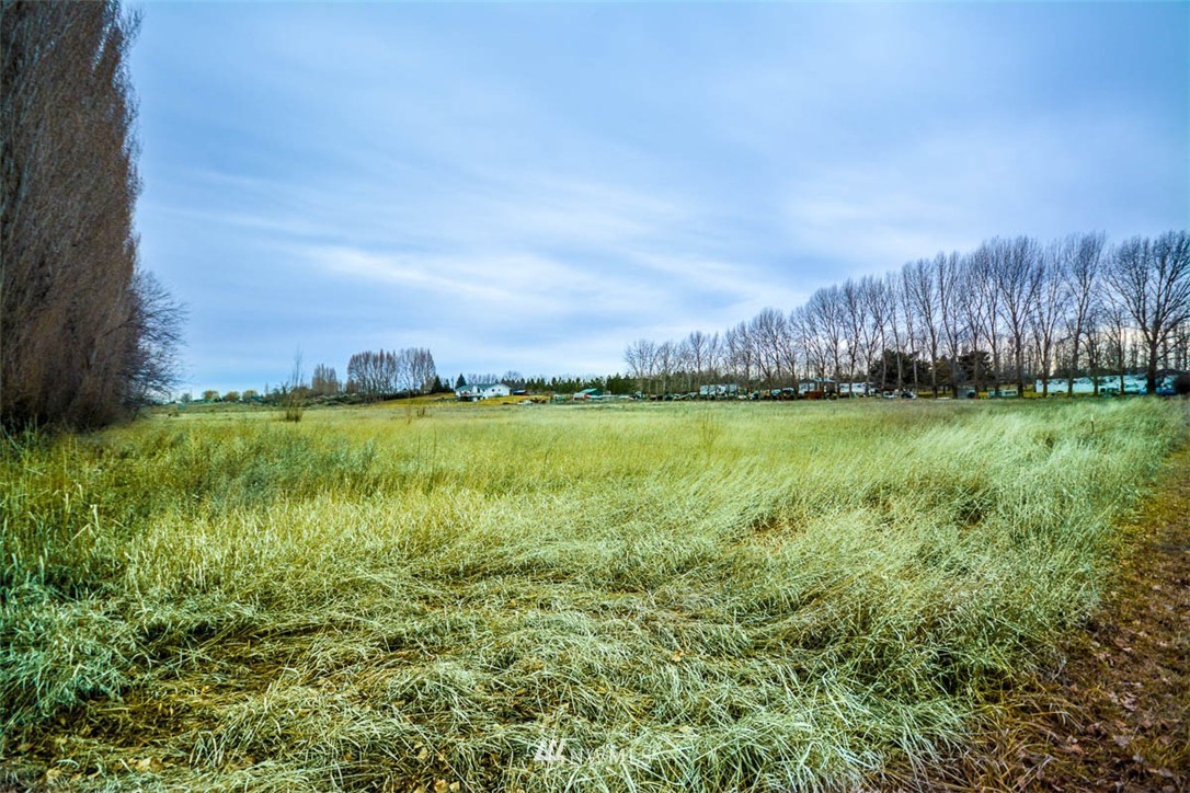 6884 Ferguson Road Northeast Moses Lake, WA 98837 - Photo 21 of 23