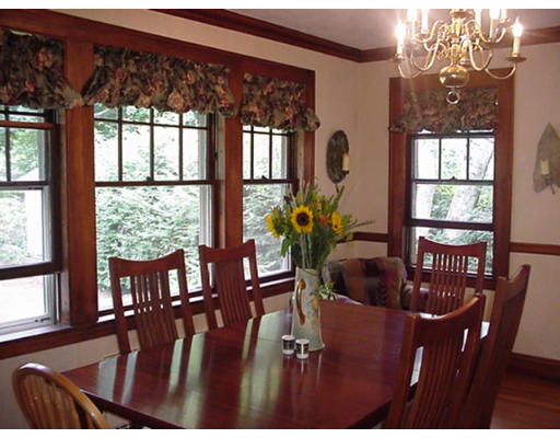29 Robbins Road Watertown, MA 02472 - Photo 4 of 11