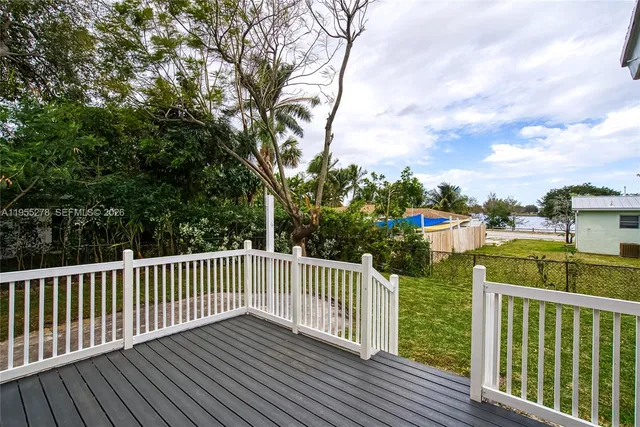 $518,000 | 1419 Crest Drive, Lake Worth, FL 33461