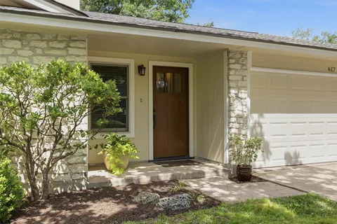 $450,000 | 617 Blackberry Drive, Austin, TX 78745