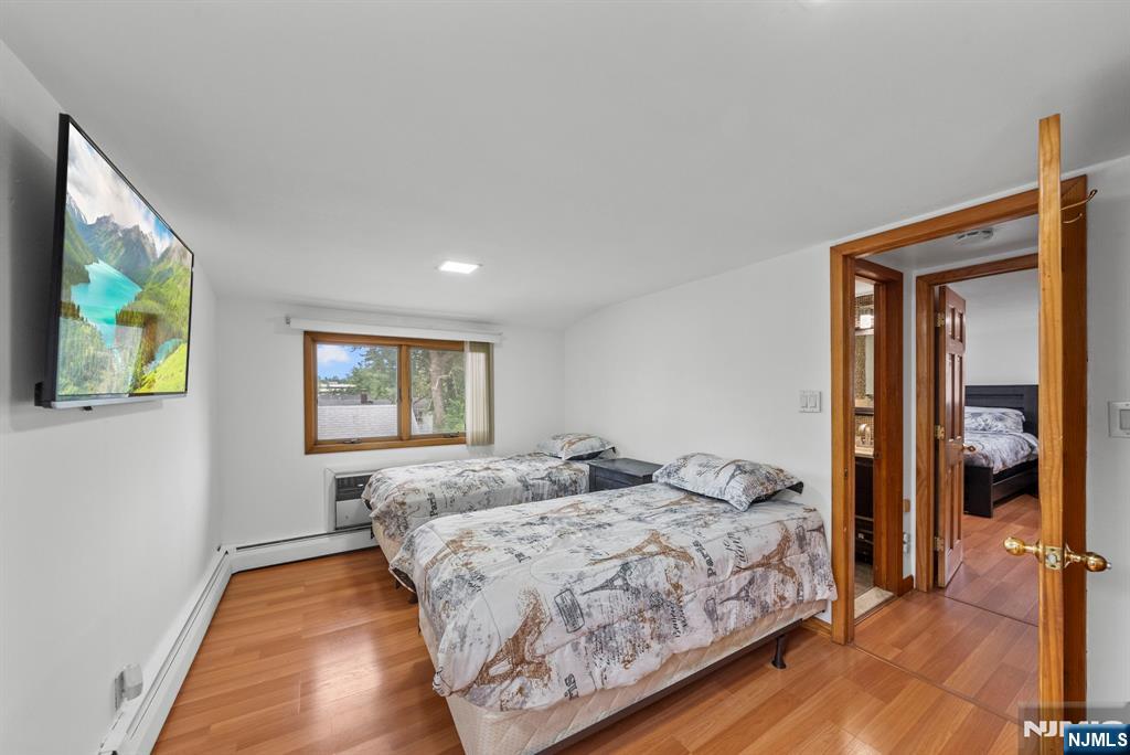 101 Maple Hill Road Clifton, NJ 07013 - Photo 18 of 39