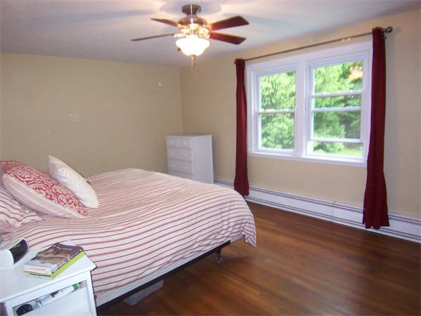 54 Kinnicutt Road Worcester, MA 01602 - Photo 12 of 13 Gallery Image 12