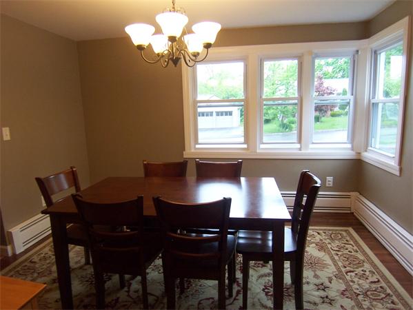 54 Kinnicutt Road Worcester, MA 01602 - Photo 6 of 13 Gallery Image 6