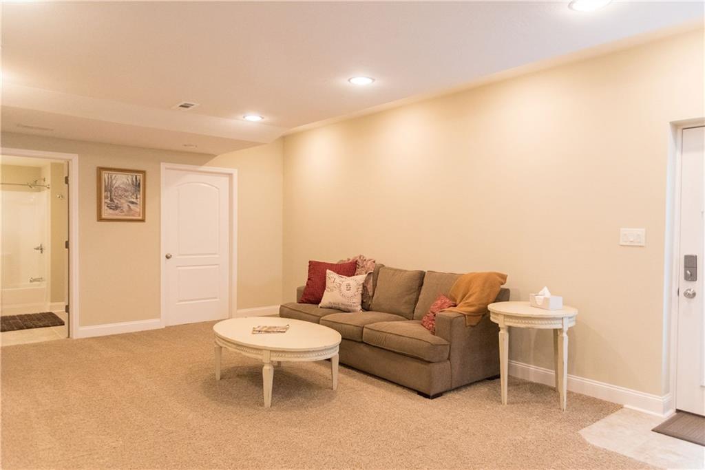 856 Callery Road Mars, PA 16046 - Photo 20 of 25 Gallery Image 20