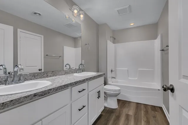 $315,000 | 24377 18th Avenue, St. Augusta, MN 56301