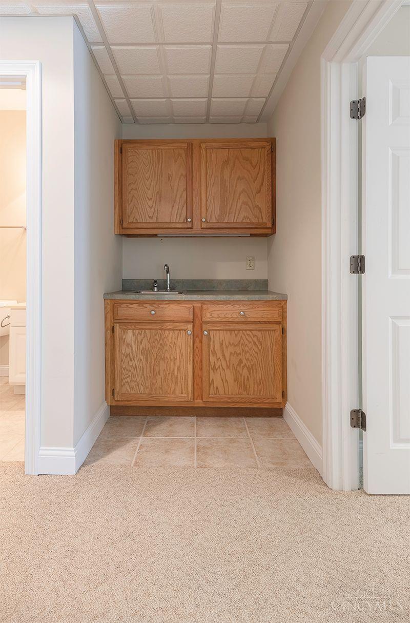 6879 Prairie View Drive Maineville, OH 45039 - Photo 26 of 43