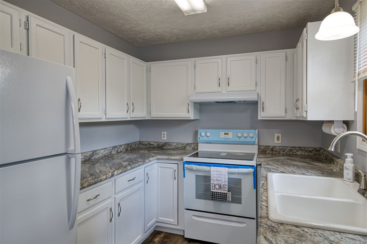 5931 Boone Road Traverse City, MI 49685 - Photo 14 of 51 1879307-13.JPG