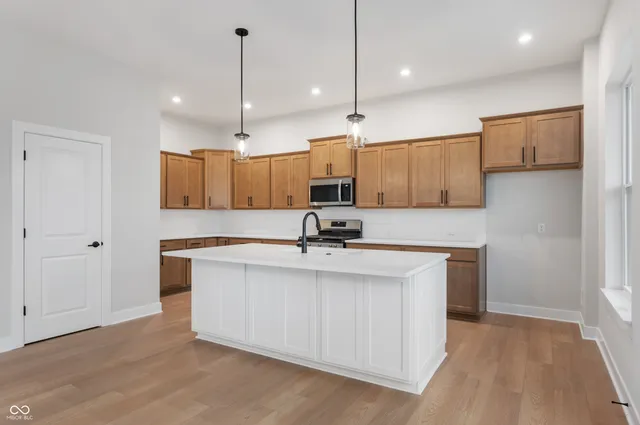 $743,206 | 14279 Hidden Lakes Drive, Noblesville, IN 46060