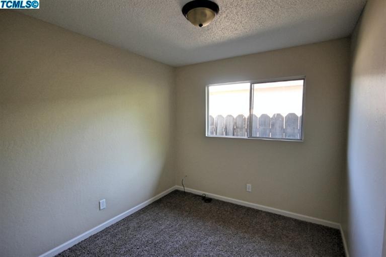 845 South R Street Tulare, CA 93274 - Photo 13 of 15 Additional Photo