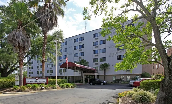 $1,086 | 1433 North Adams Street, Tallahassee, FL 32303