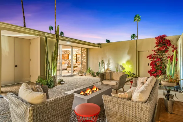 $985,000 | 72507 El Paseo, Unit 901, Palm Desert, CA 92260