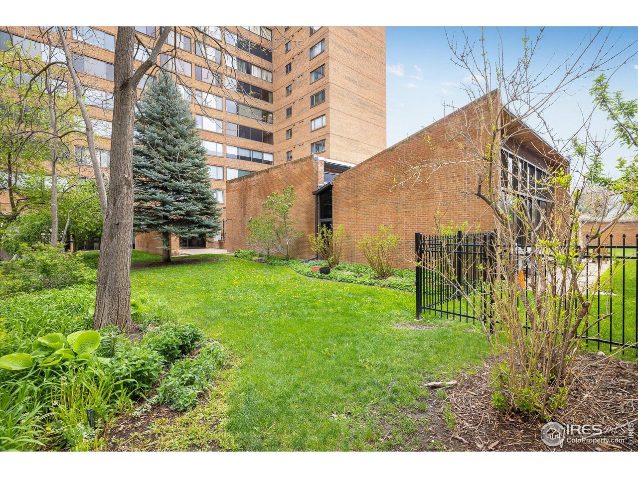 1850 Folsom Street, Unit 503 Boulder, CO 80302 - Photo 21 of 22 Green area