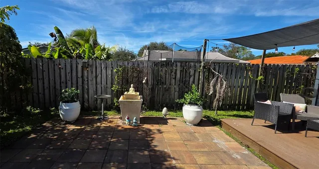 $739,000 | 688 Northwest 100th Lane, Coral Springs, FL 33071