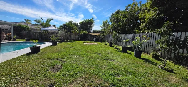 $739,000 | 688 Northwest 100th Lane, Coral Springs, FL 33071