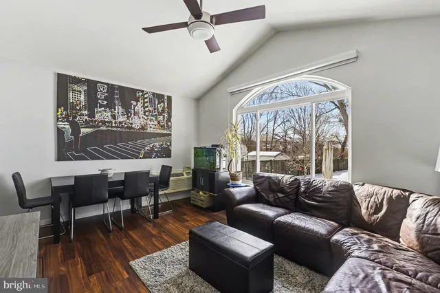 $424,900 | 10414 Greentop Road, Cockeysville, MD 21030