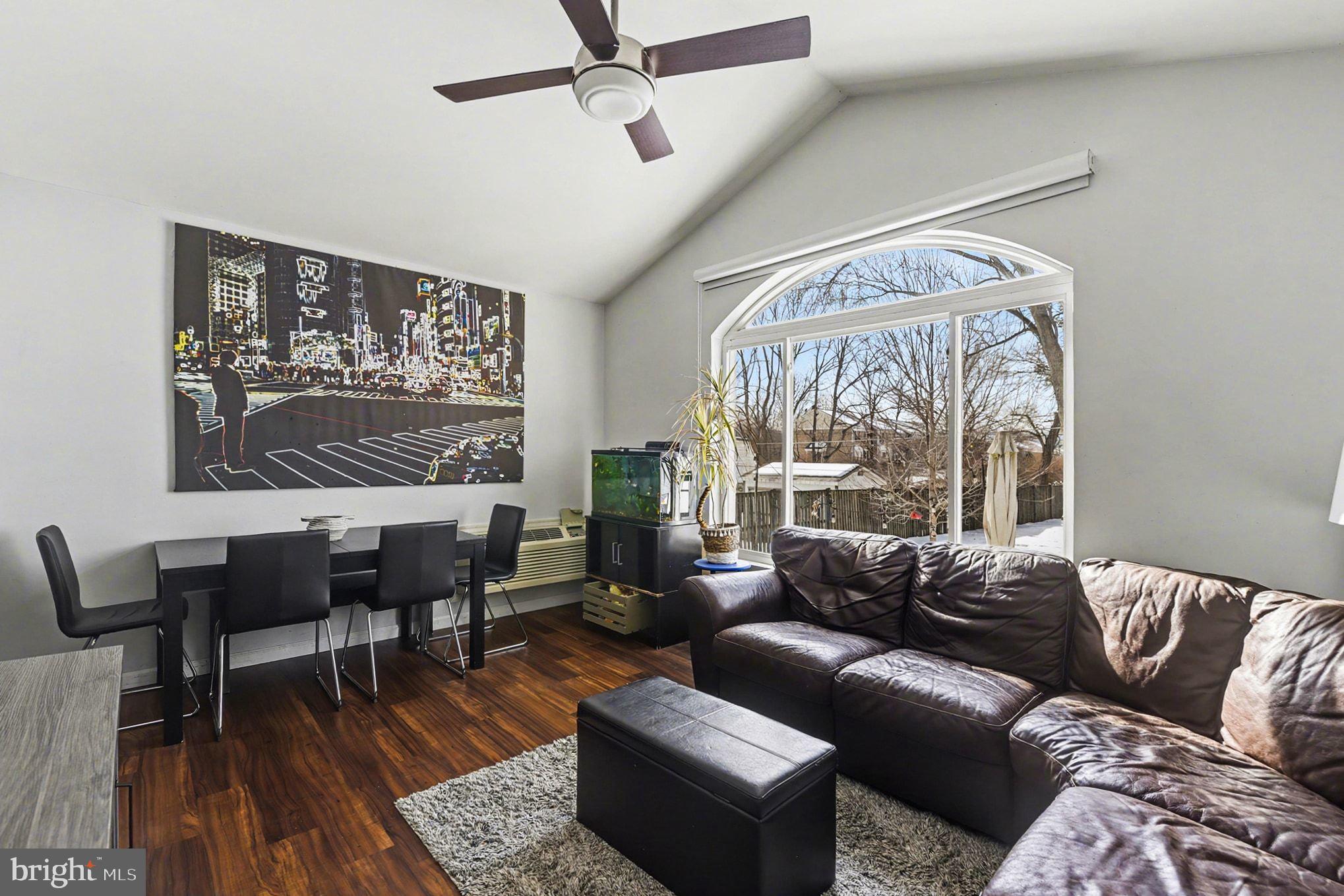 10414 Greentop Road Cockeysville, MD 21030 - Photo 13 of 39