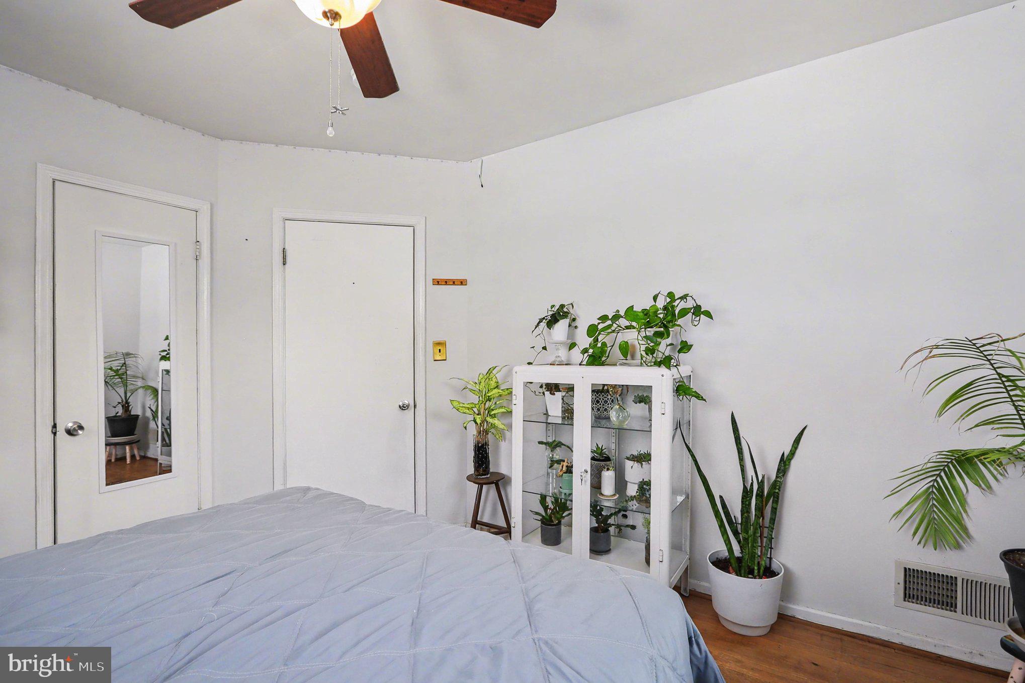 10414 Greentop Road Cockeysville, MD 21030 - Photo 19 of 39 2nd Bedroom with Hardwood Flooring