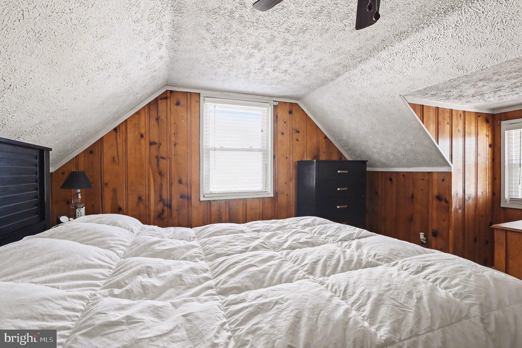 10414 Greentop Road Cockeysville, MD 21030 - Photo 25 of 39 Primary Bedroom with Ceiling Fan