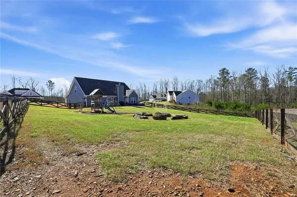 $450,000 | 511 Grand Oaks Avenue, Bethlehem, GA 30620