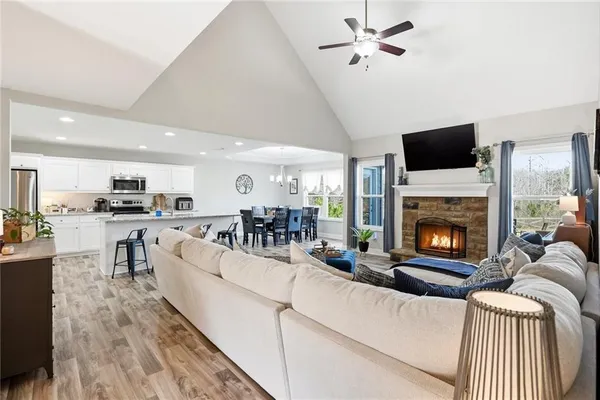 $450,000 | 511 Grand Oaks Avenue, Bethlehem, GA 30620