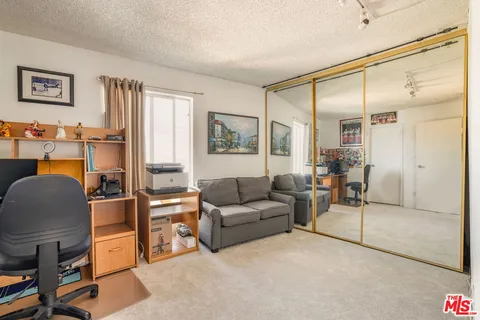 $685,000 | 4242 Stansbury Avenue, Unit 116, Sherman Oaks, CA 91423