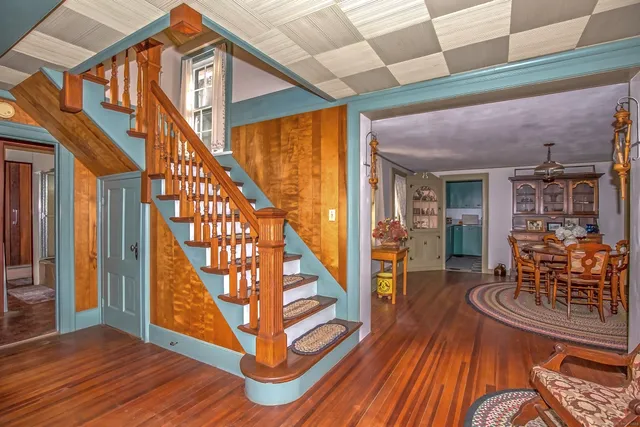 $624,900 | 58 Maple Street, Ellington, CT 06029