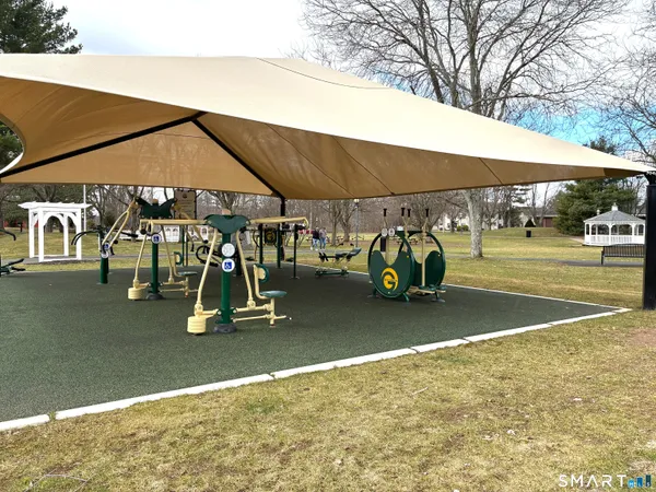 $599,900 | 58 Maple Street, Ellington, CT 06029