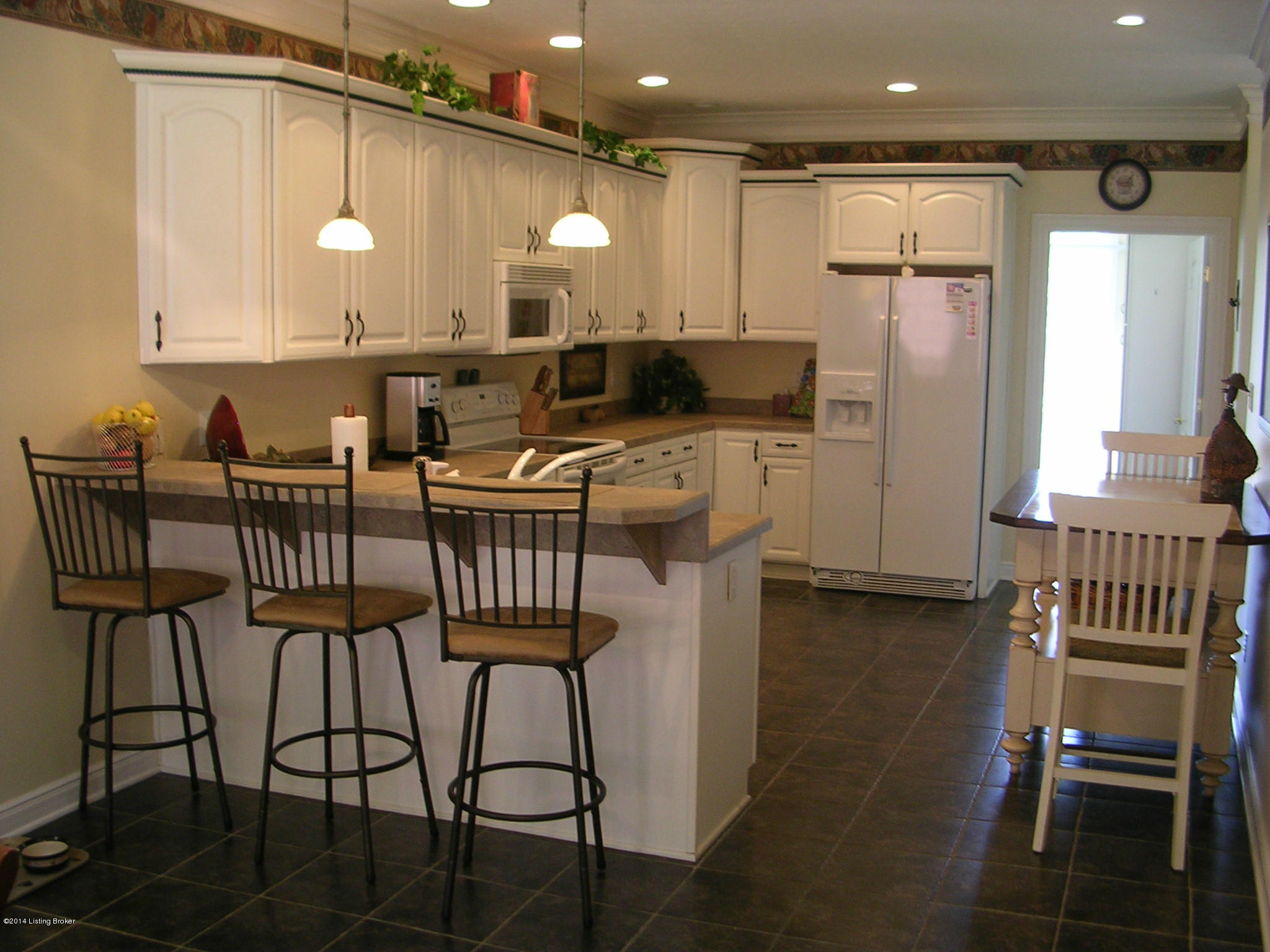 7802 Riva Ridge Road Louisville, KY 40214 - Photo 7 of 43 DSCN2850