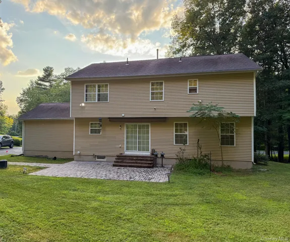 $569,000 | 88 James Clark Drive, Middletown, NY 10940