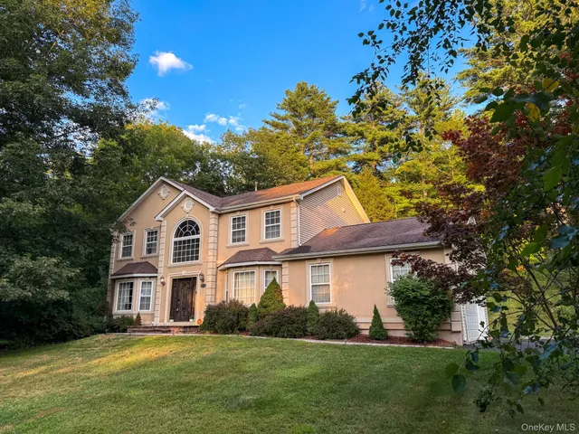 $569,000 | 88 James Clark Drive, Middletown, NY 10940