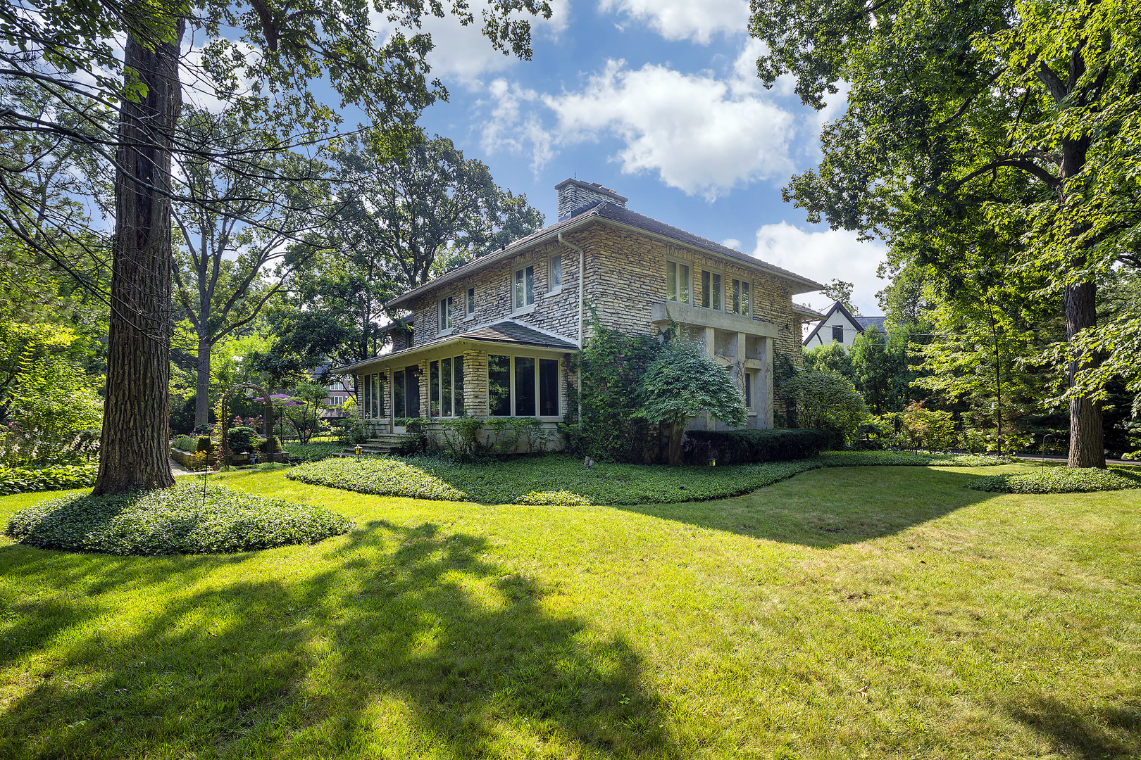 865 Auburn Road Winnetka, IL 60093 - Photo 1 of 47 Gallery Image 1