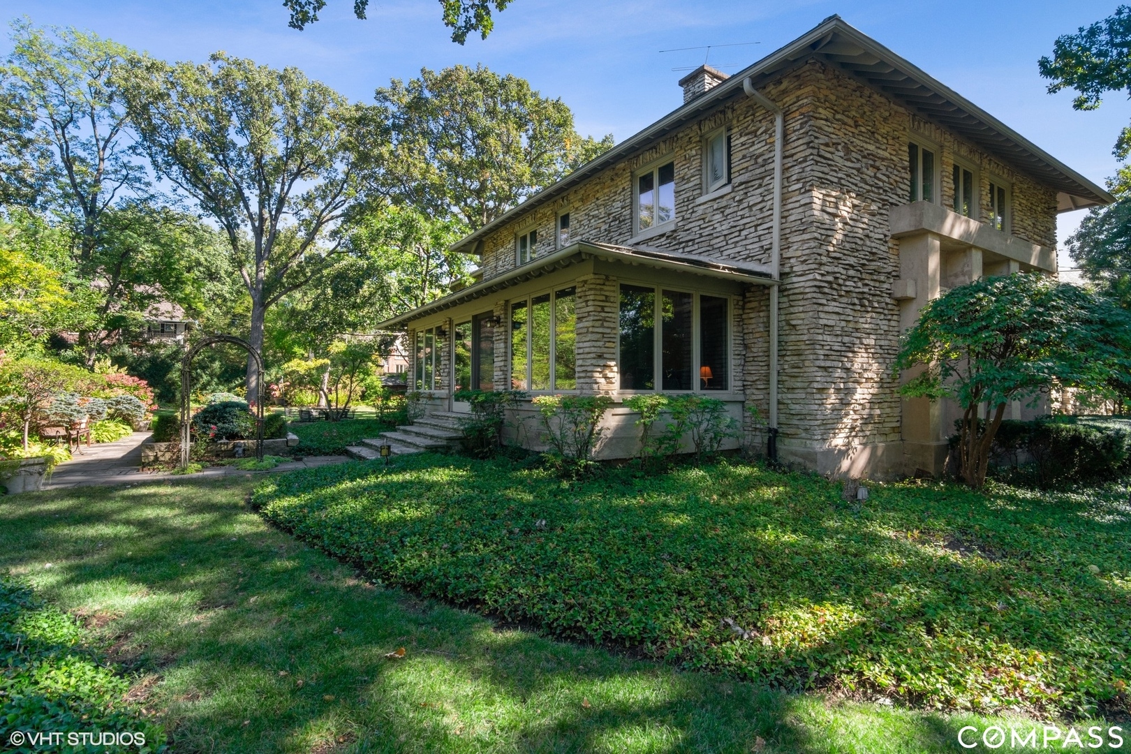 865 Auburn Road Winnetka, IL 60093 - Photo 2 of 47 Gallery Image 2