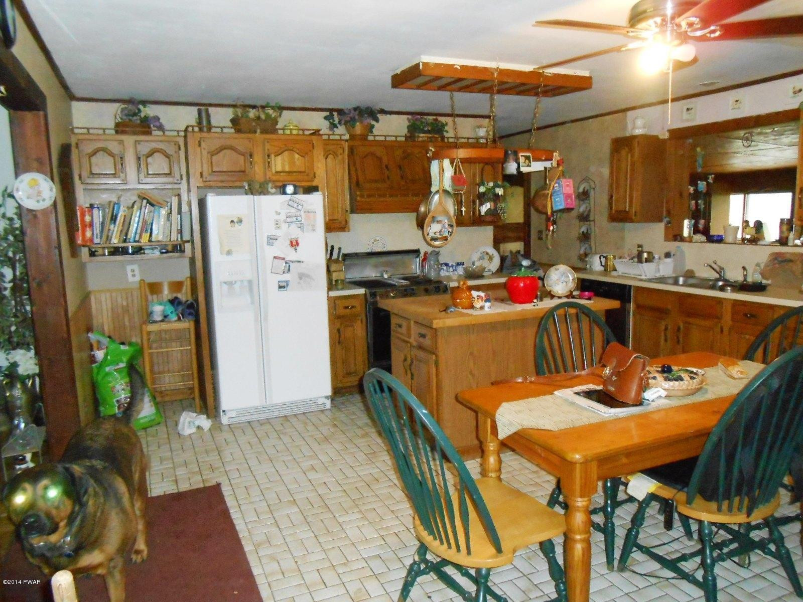 331 Rt 590 Greeley, PA 18425 - Photo 10 of 26