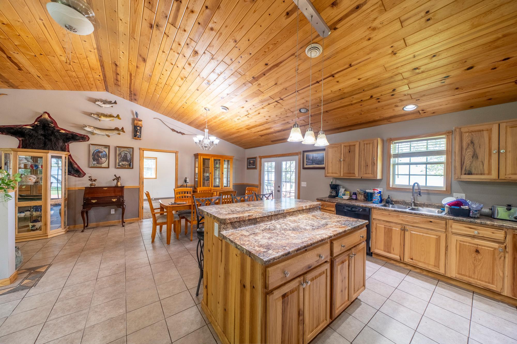44585 Monument Beach Loop Pelican Rapids, MN 56572 - Photo 6 of 47