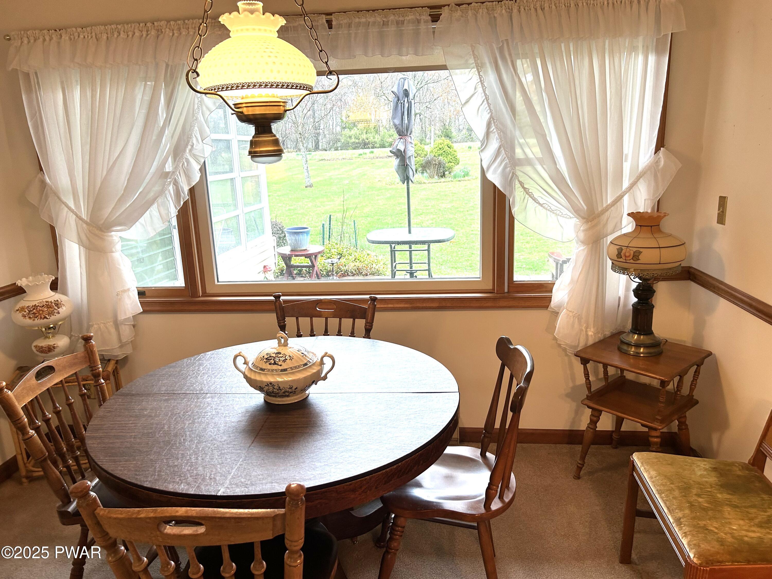 536 Ridge Avenue Hawley, PA 18428 - Photo 22 of 53 24.1-Family Room