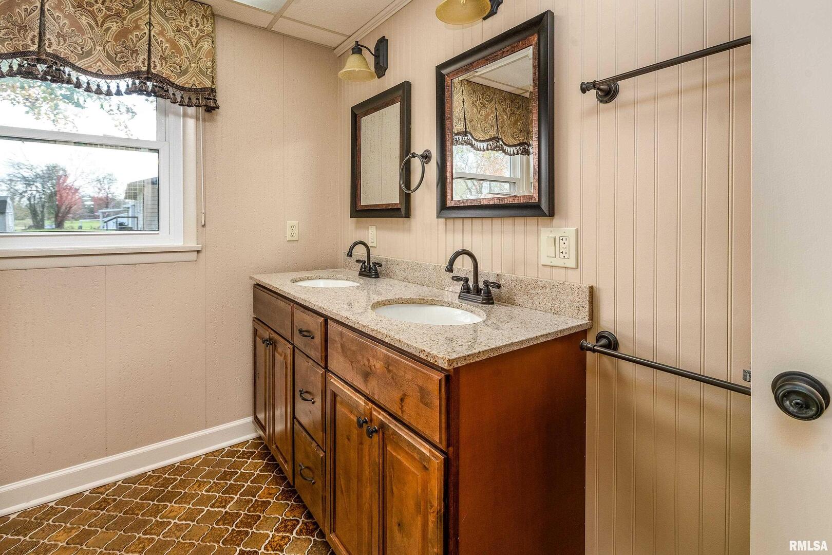 9784 Highway 127 Murphysboro, IL 62966 - Photo 33 of 60