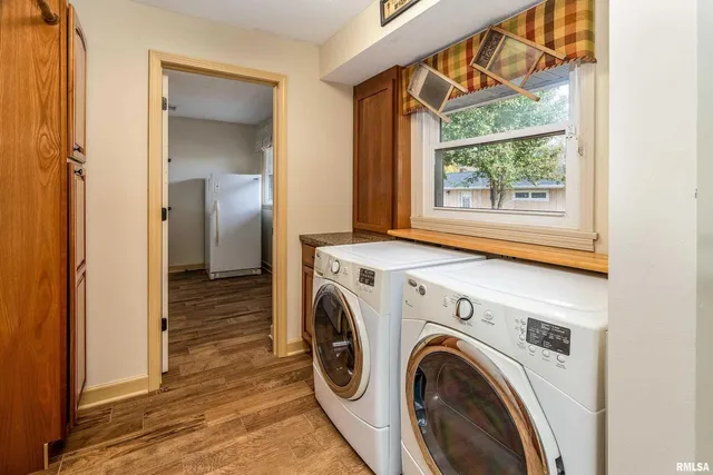 $370,000 | 9784 Highway 127, Murphysboro, IL 62966