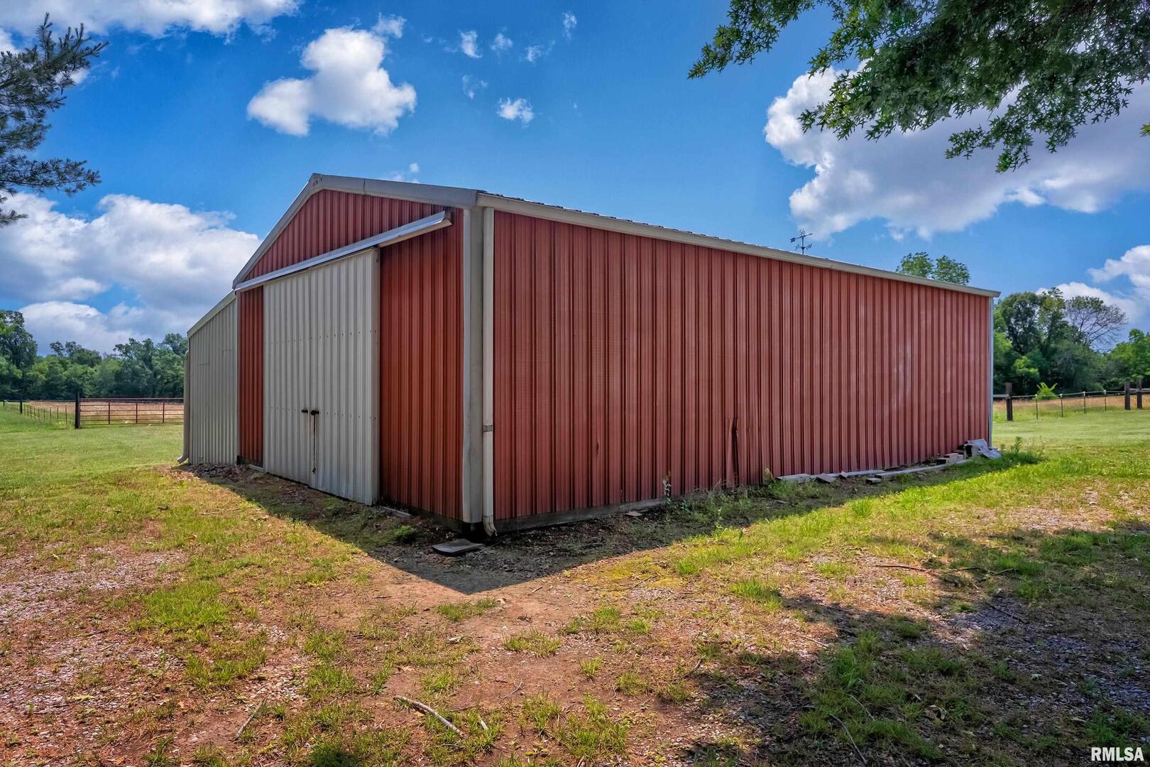 9784 Highway 127 Murphysboro, IL 62966 - Photo 51 of 60 a view of a backyard with garden